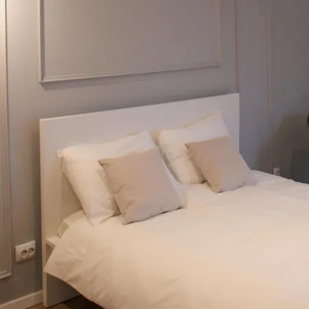 On The River Ultra Central Suites-2